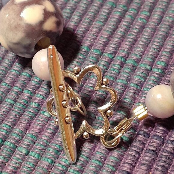 Handmade Purple Bracelet with fancy beads - Picture 4 of 4